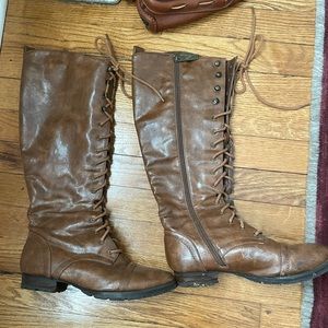 Lace up brown boots